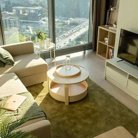 Highest Luxury Tower Skyland Studio Skyline View Apartment *